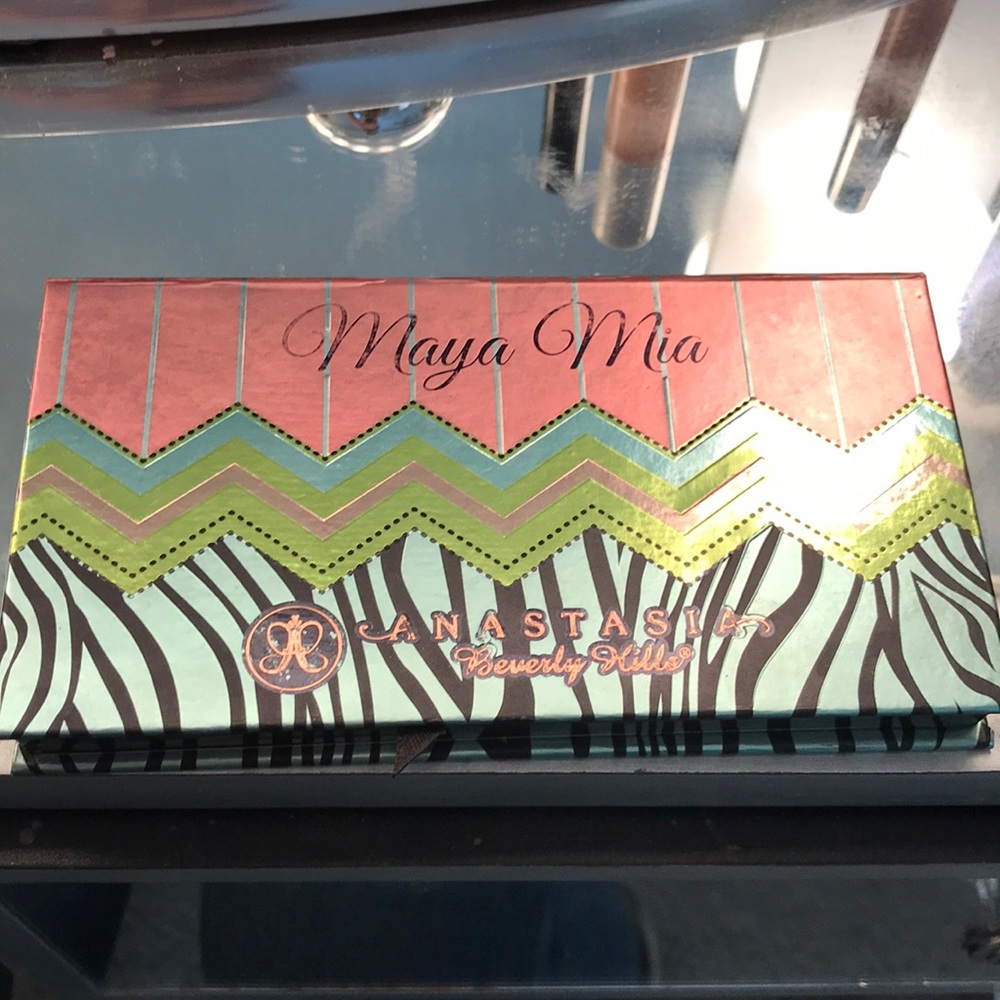 ABH Maya Mia Palette